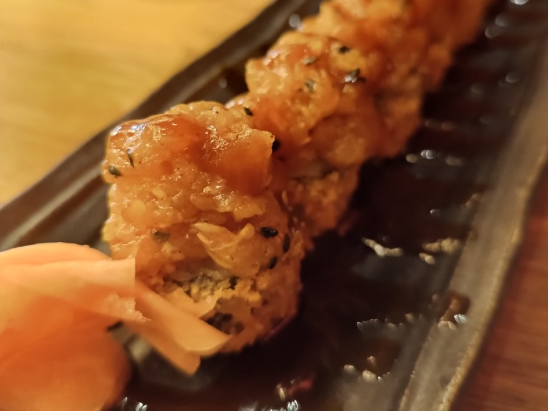 Carta de Restaurantes en Barcelona, 4 Makis, Uramaki del día