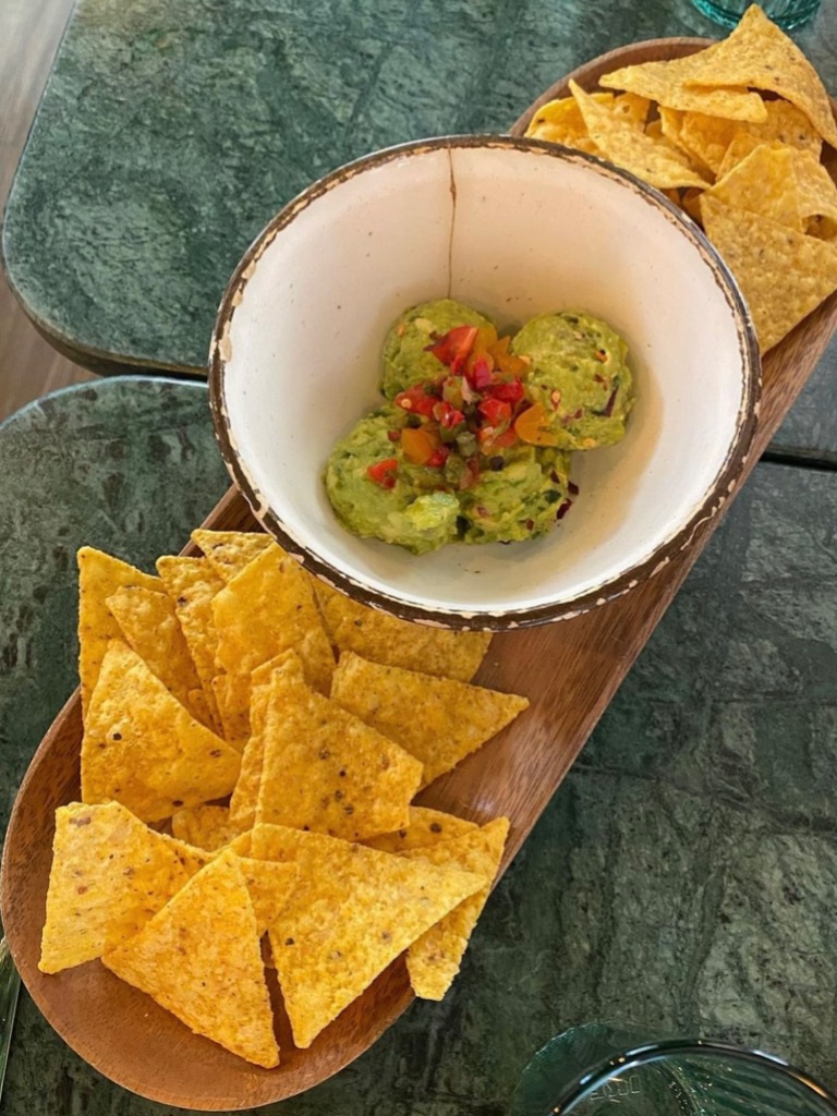 Carta de Restaurantes en Barcelona, A Vocados Ferran, Guacamole con nachos