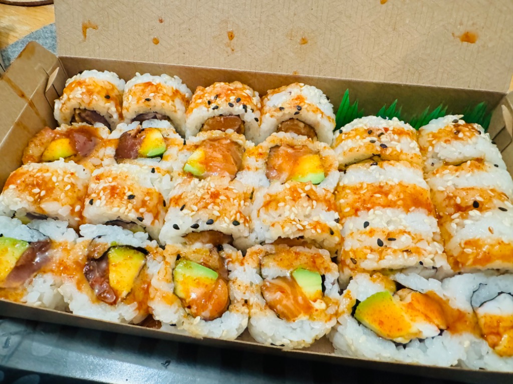 Menu of Restaurants in Barcelona, Asian Noodles & Sushi - Nou Rambla, Box Spicy California (24p)