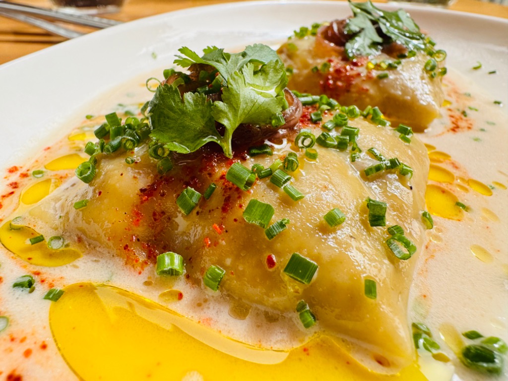 Carta de Restaurantes en Barcelona, Bar Betlem, Ravioli de buey de mar con coco y lima