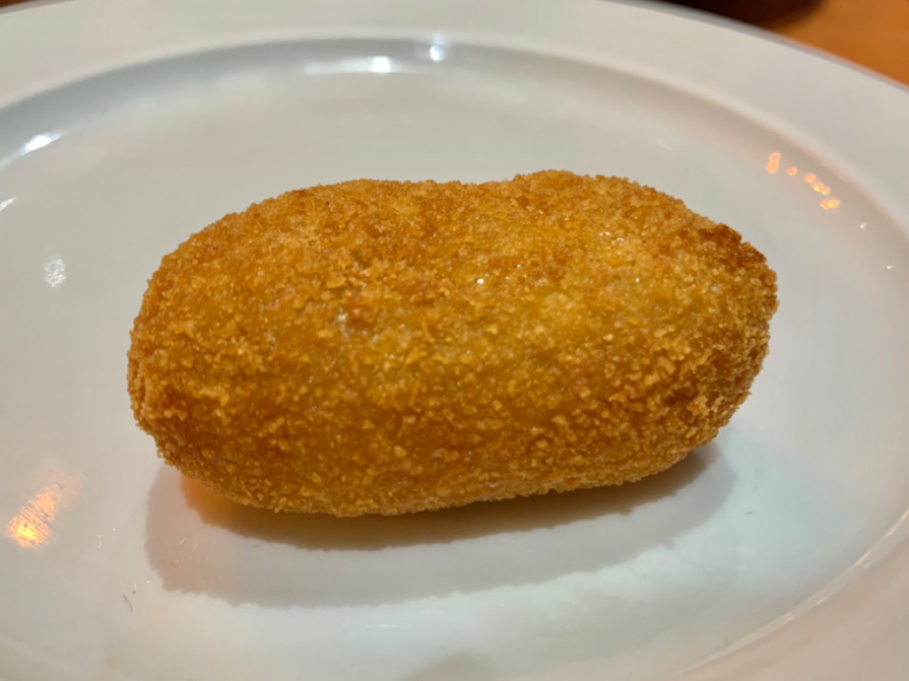 Menu of Restaurants in Barcelona, Bosque Palermo, Croqueta de pollo (unidad)