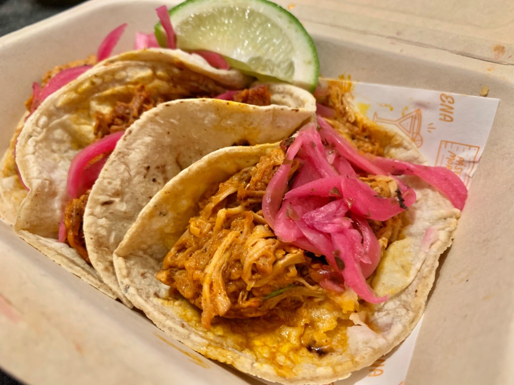 Carta de Restaurantes en Barcelona, Buena Morena, Cochinita pibil cerdo (3uds)