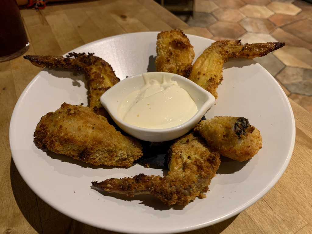 Carta de Bares en Barcelona, Colmado, Alitas de pollo marinadas en salsa barbacoa