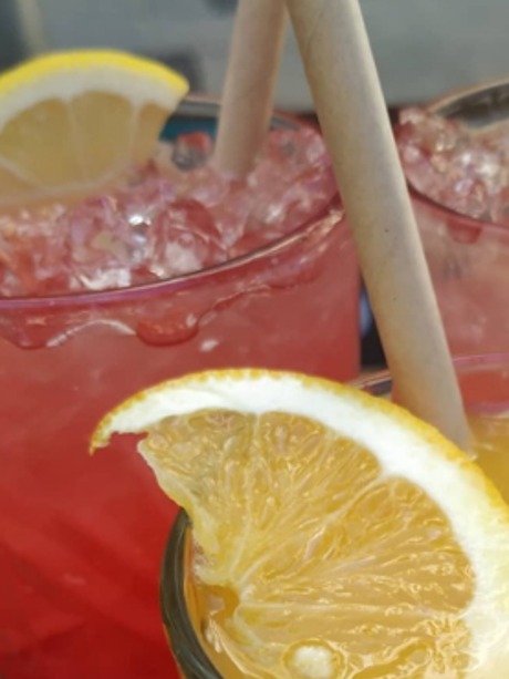 Menu of Restaurants in Barcelona, Cremat 11, Lady in Red: Cold Press Juice de frutos del bosque y naranja