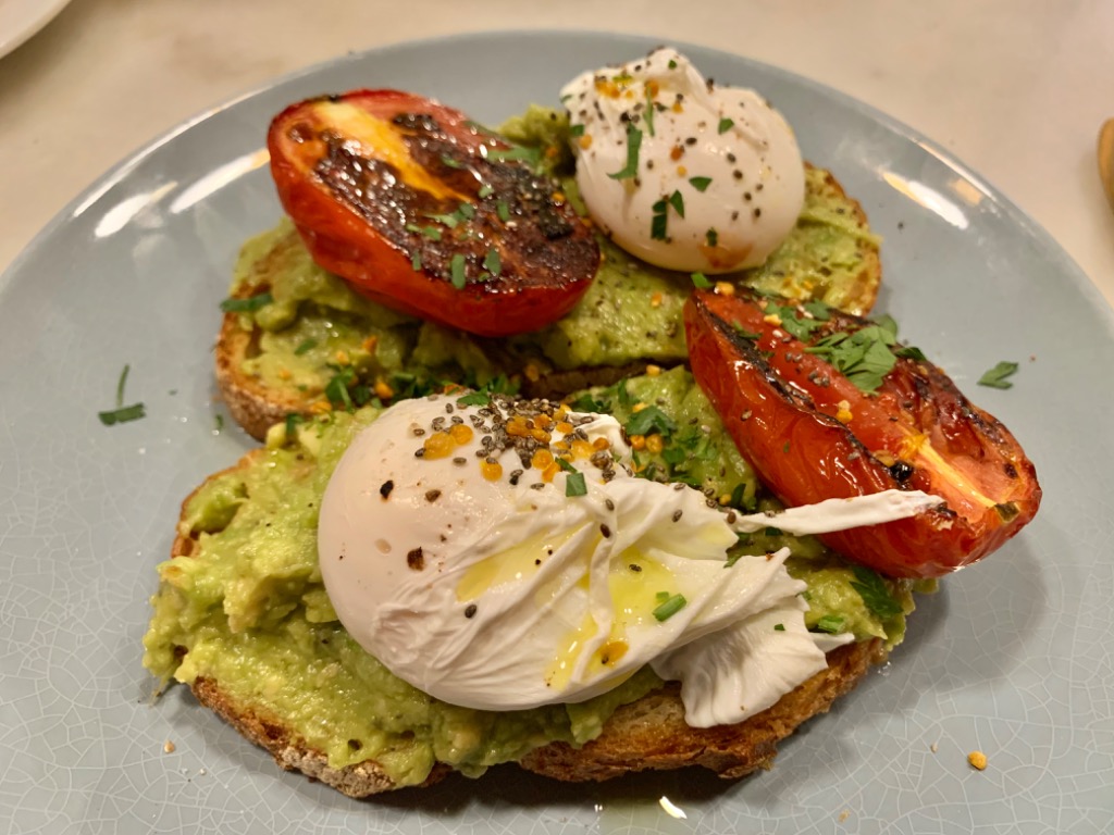 Carta de Restaurantes en Barcelona, Cremat Lounge, Avocado Toast