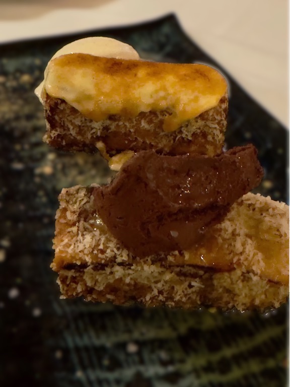 Carta de Restaurantes en Barcelona, Els Quatre Gats, Combinado de Picasso: Dúo de torrijas con chocolate, sal y aceite