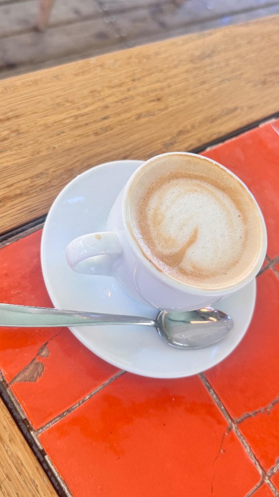 Valoración y opiniones de comida y bebida en Barcelona, Farga - Beethoven, Café leche avena