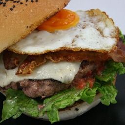 Carta de Restaurantes en Barcelona, Frankfurt Rosellon, Burguer XXL completa