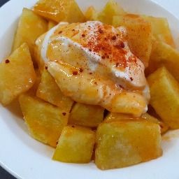 Carta de Restaurantes en Barcelona, Frankfurt Rosellon, Patatas Bravas