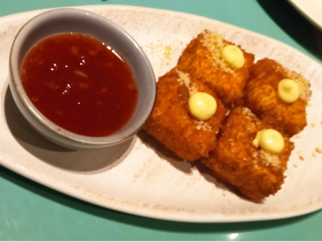 Menu of Restaurants in Barcelona, Ikibana, Dadino de tapioca
