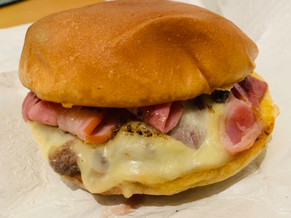 Carta de Restaurantes en Barcelona, Izakaya Tansō BBQ 炭烧和牛, Wagyu SmashBurger Trufada