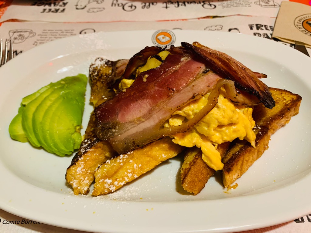 Menu of Restaurants in Barcelona, La Desayunería, Huevos revueltos y crispi bacon