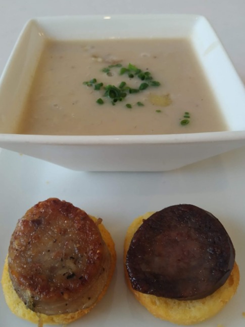 Carta de Restaurantes en Barcelona, La Palmera, Crema de castañas con butifarra