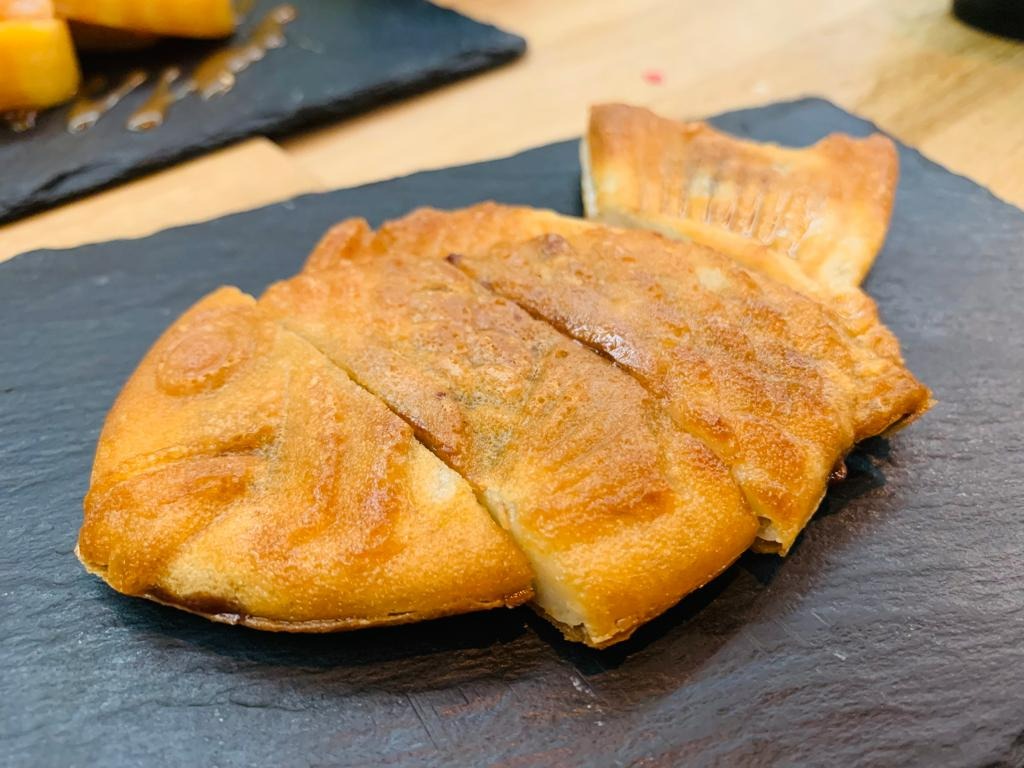 Menu of Restaurants in Barcelona, Makkoli, Bung-eo Pang Chocolate (Pan de arroz relleno de chocolate)