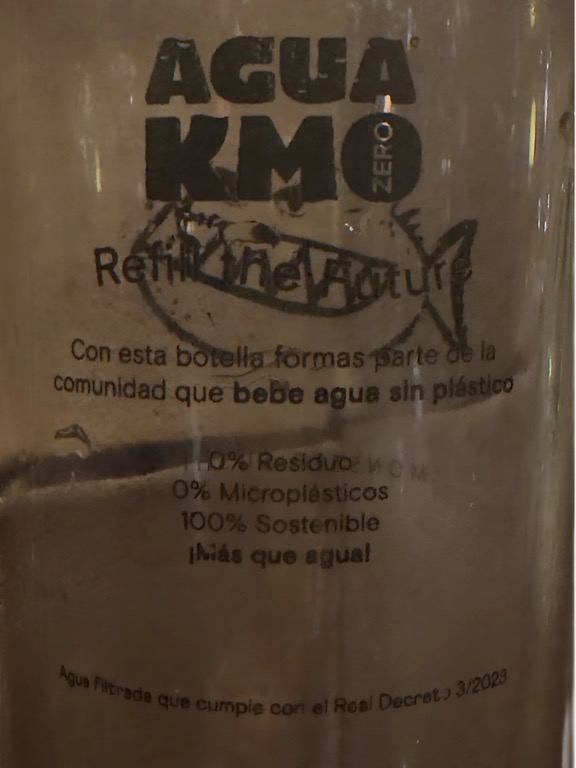 Carta de Restaurantes en Barcelona, Monster Sushi I Restaurante Japonés Pedralbes, Agua