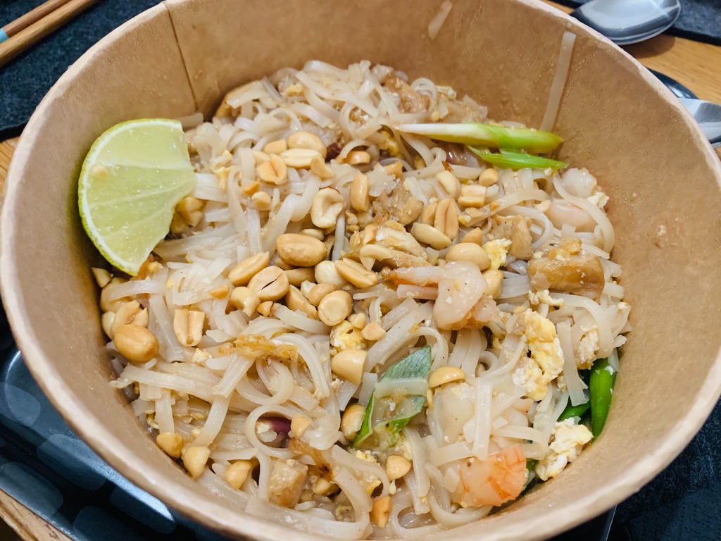 Carta de Restaurantes en Barcelona, Monster Sushi, Pad Thai