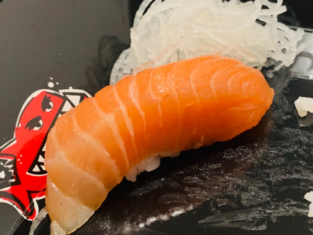 Carta de Restaurantes en Barcelona, Monster Sushi, Salmón nigiri