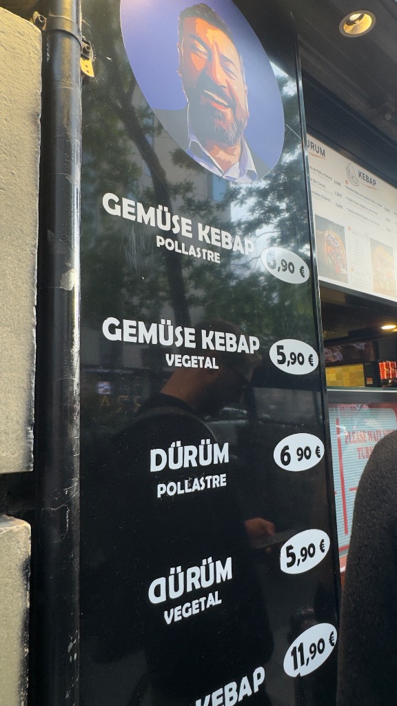 Valoración y opiniones de comida y bebida en Barcelona, Mustafa's Can Gemüse Kebap, Mustafa's Can Gemüse Kebap