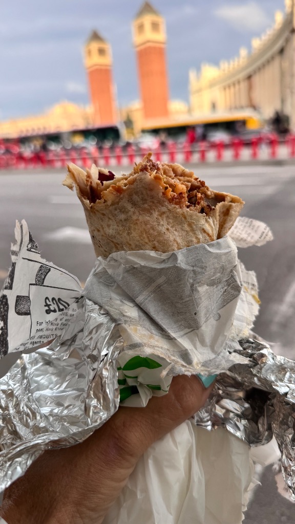 Valoración y opiniones de comida y bebida en Barcelona, Mustafa's Can Gemüse Kebap, Durum de pollo