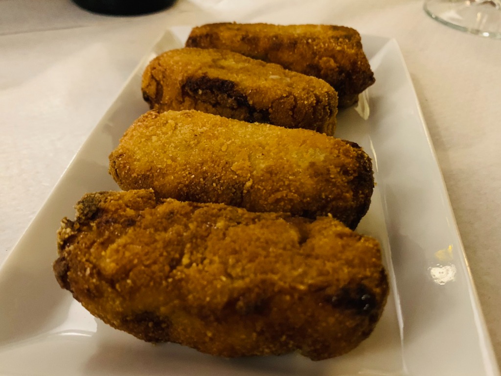 Menu of Restaurants in Barcelona, Restaurante Sporting, Croquetas caseras (unidad)