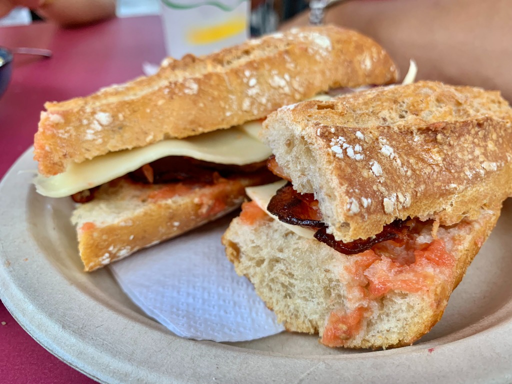 Menu of Restaurants in Barcelona, Sol de NIT, Bocadillo bacon queso