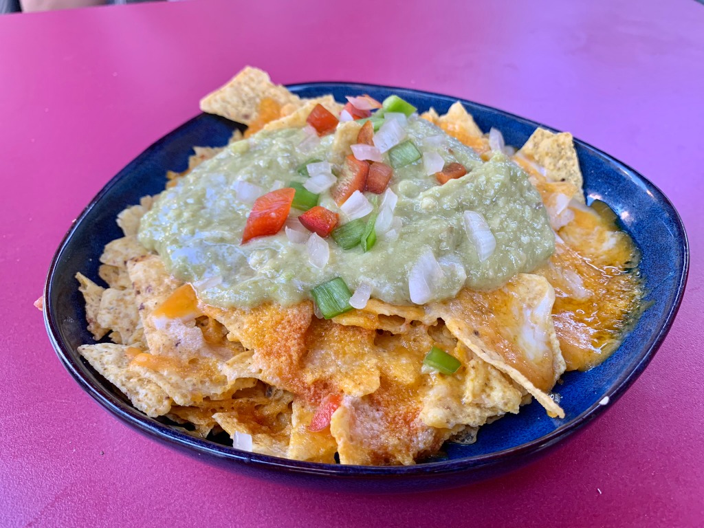 Menu of Restaurants in Barcelona, Sol de NIT, Nachos con guacamole, queso y pico de gallo