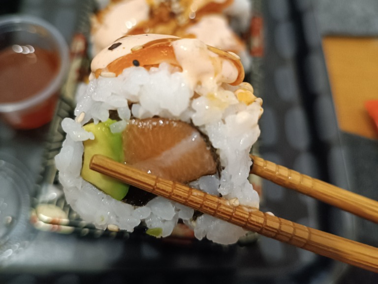 Menu of Restaurants in Barcelona, Sushi Day, Spicy Salmón Roll (8 uds.)