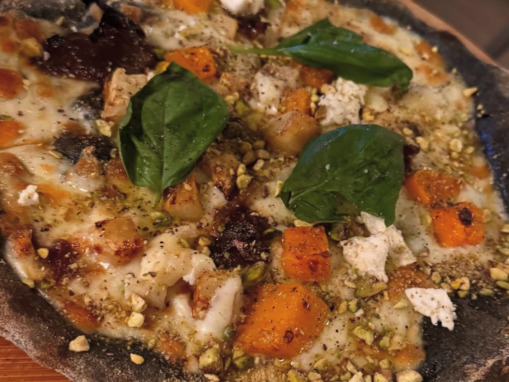 Carta de Restaurantes en Barcelona, The Green Spot, Pizza negra