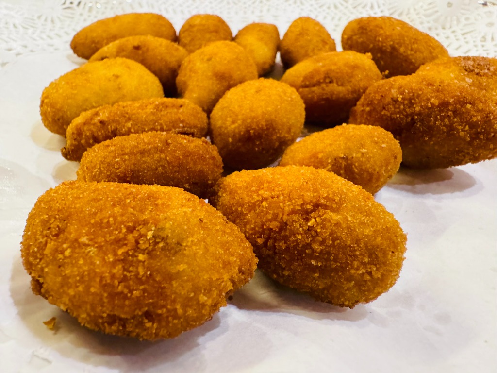 Menu of Restaurants in Barcelona, Tres Encinas, Croquetas de pato