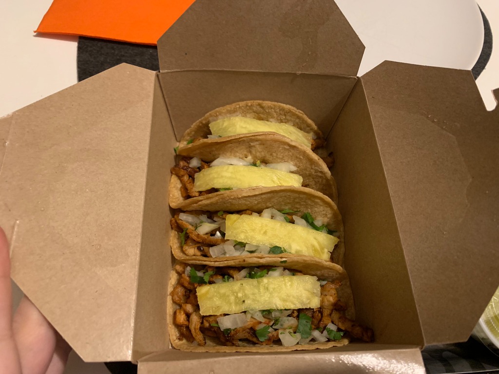 Menu of Restaurants in Barcelona, UN CHINGO DE SABOR, Taco al Pastor