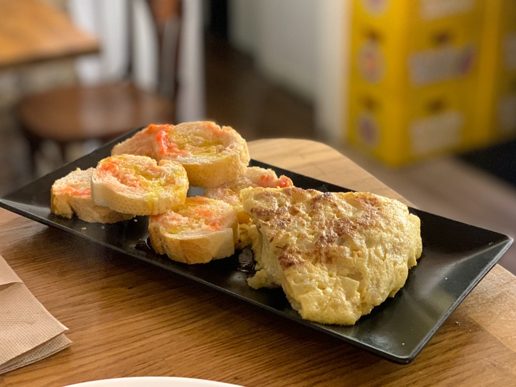 Carta de Bares en Barcelona, Vermuteria la Cova de la Mari, Pincho tortilla de patata
