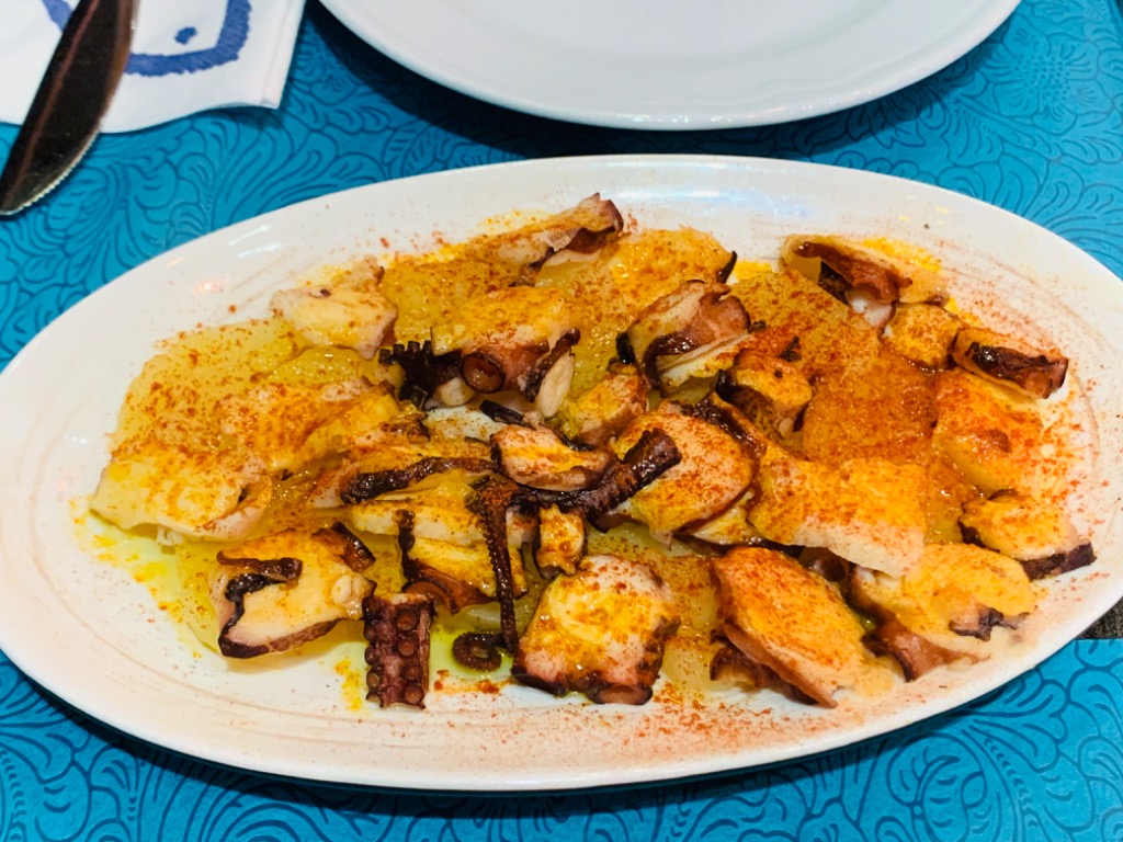 Carta de Restaurantes en Barcelona, Vigo Restaurant Tapes, Pulpo a la gallega