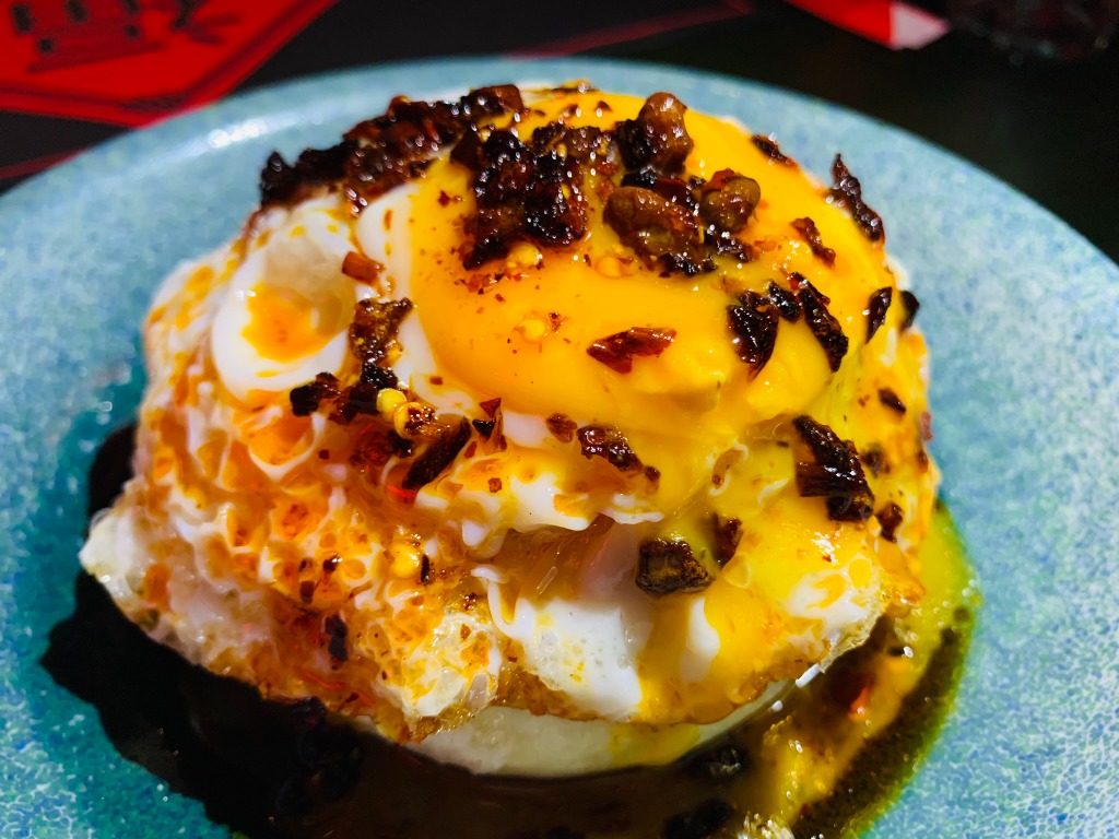 Carta de Restaurantes en Barcelona, Xino Mandarino, Bao de cerdo con huevo frito
