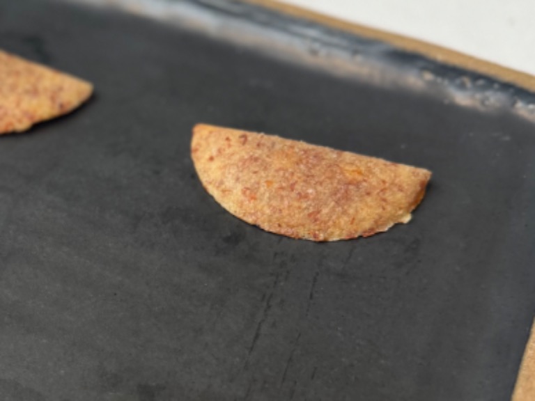 Recomendación gastronómica de Benidoleig: Pastelito de almendra