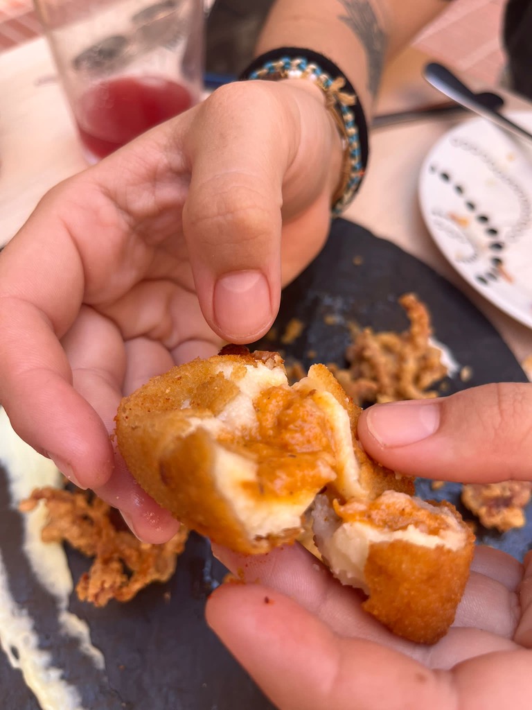 Carta de Restaurantes en Benidorm, Bar Real Cofradía, Croqueta de de pulpo a la gallega