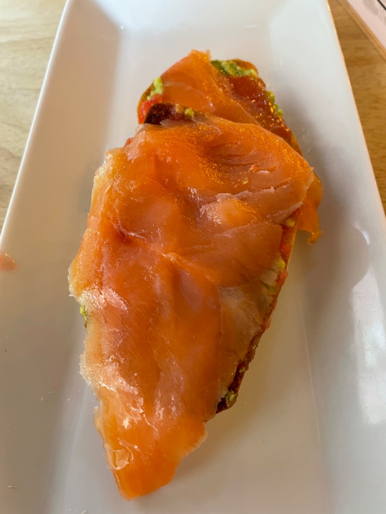 Menu of Restaurants in Benidorm, Bendita Lokura 73, Tostada con salmón