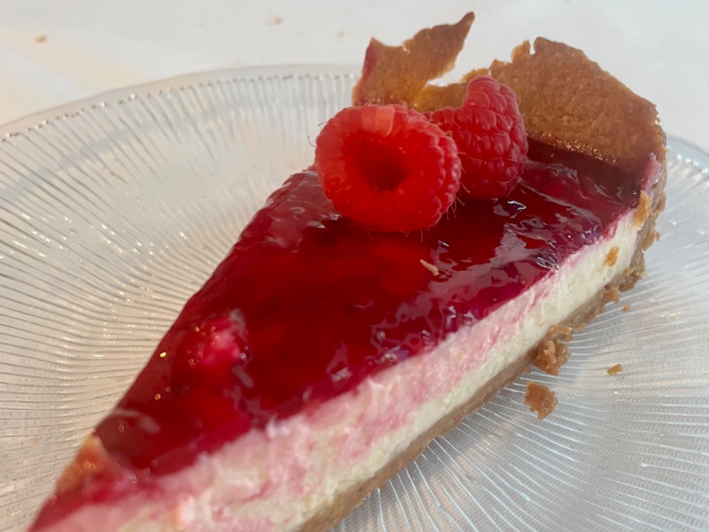 Carta de Restaurantes en Benidorm, El Niño, Tarta de queso con frambuesa
