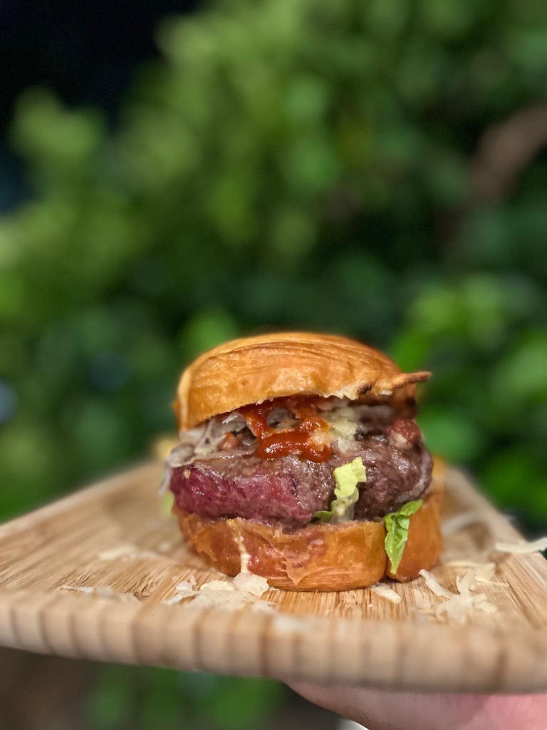 Carta de Restaurantes en Benidorm, Huerto gastrobar, Burger Dolçeta