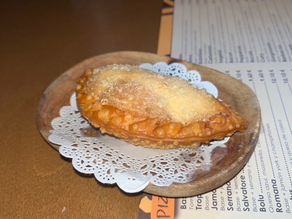 Carta de Pizzerías en Benidorm, Pizzería Portus Massai, Empanada de carne