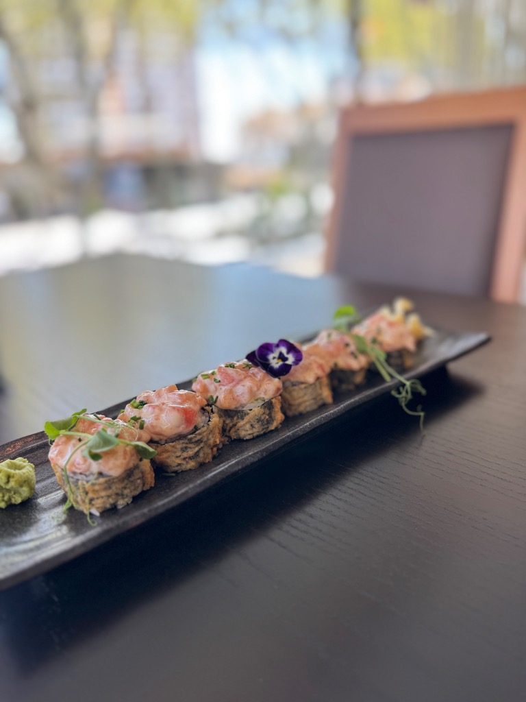 Carta de Restaurantes en Benidorm, Restaurante Japonés Umai, Sushi rebozado con salmón