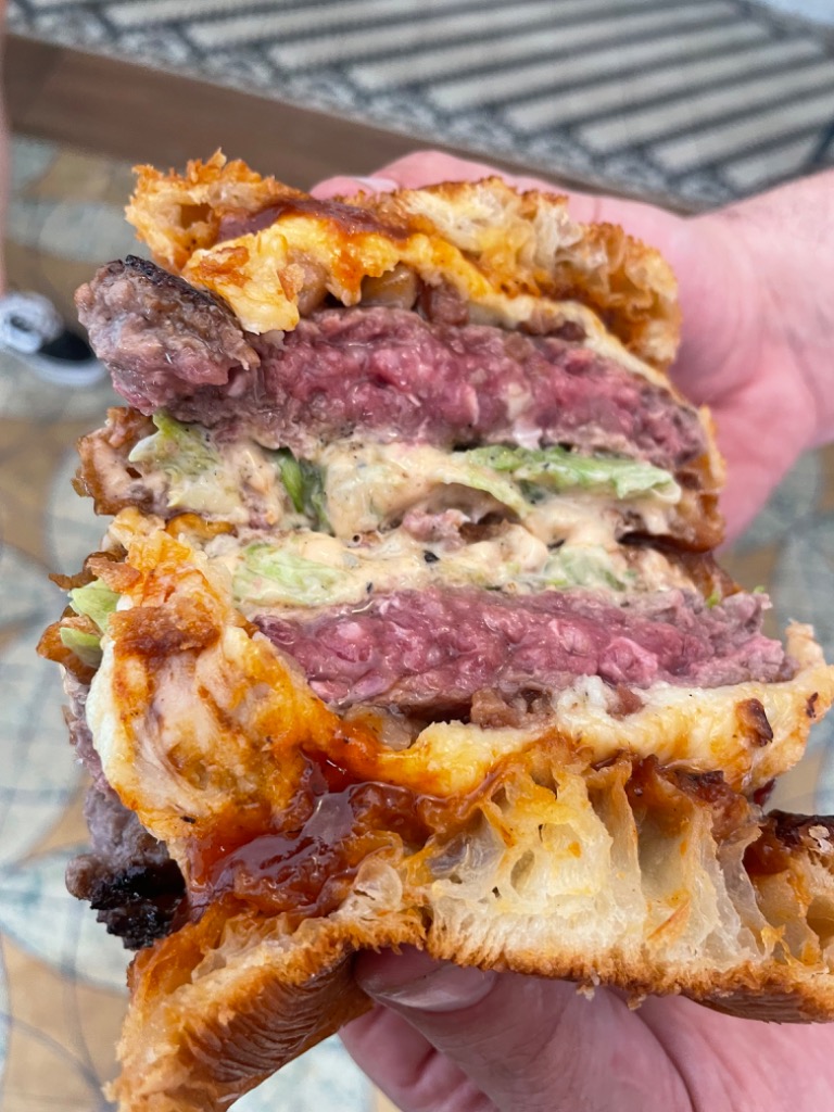 Carta de Restaurantes en Benidorm, Restaurante La Fava, Hamburguesa la dolçeta