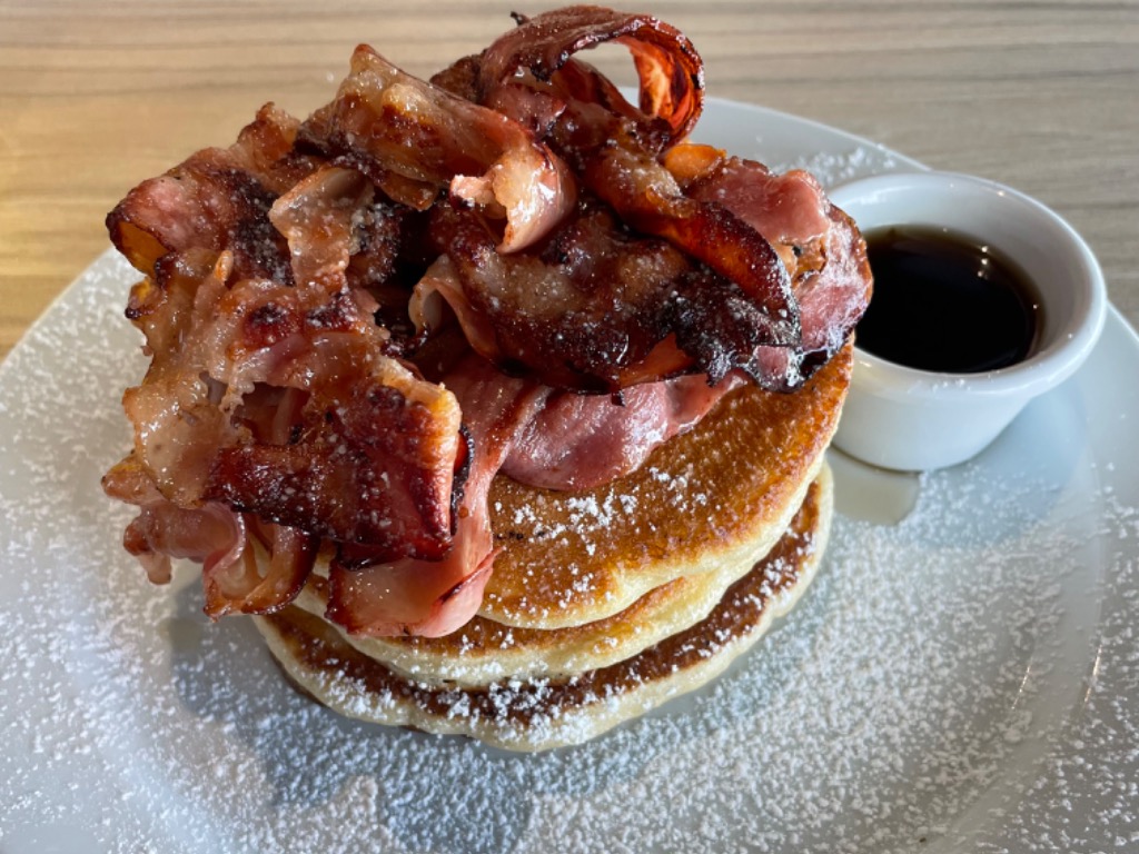 Menu of Restaurants in Benidorm, The Brunch Box, Tortitas con bacon y sirope de arce