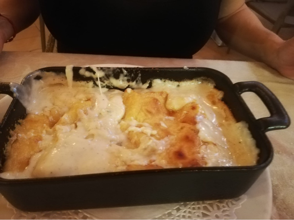 Carta de Restaurantes en Benidorm, Va Bene Pizzeria - Centro, Lasaña casera al horno
