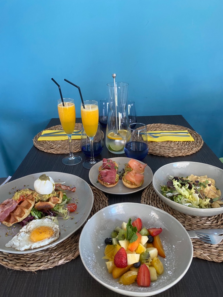 Menu of Restaurants in Benidorm, White Rabbit, White rabbit breakfast