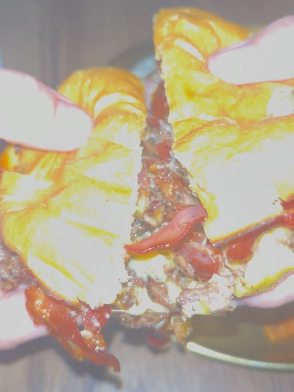 Carta de Restaurantes en Benidorm, XOXO GASTROCLUB, Papi smash con bacon caramelizado, queso cheddar, cebolla crujiente y salsa barbacoa