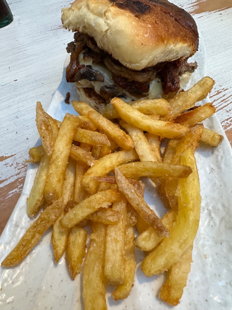Carta de Restaurantes en Blanes, Can Pelao, Hamburguesa can pelao