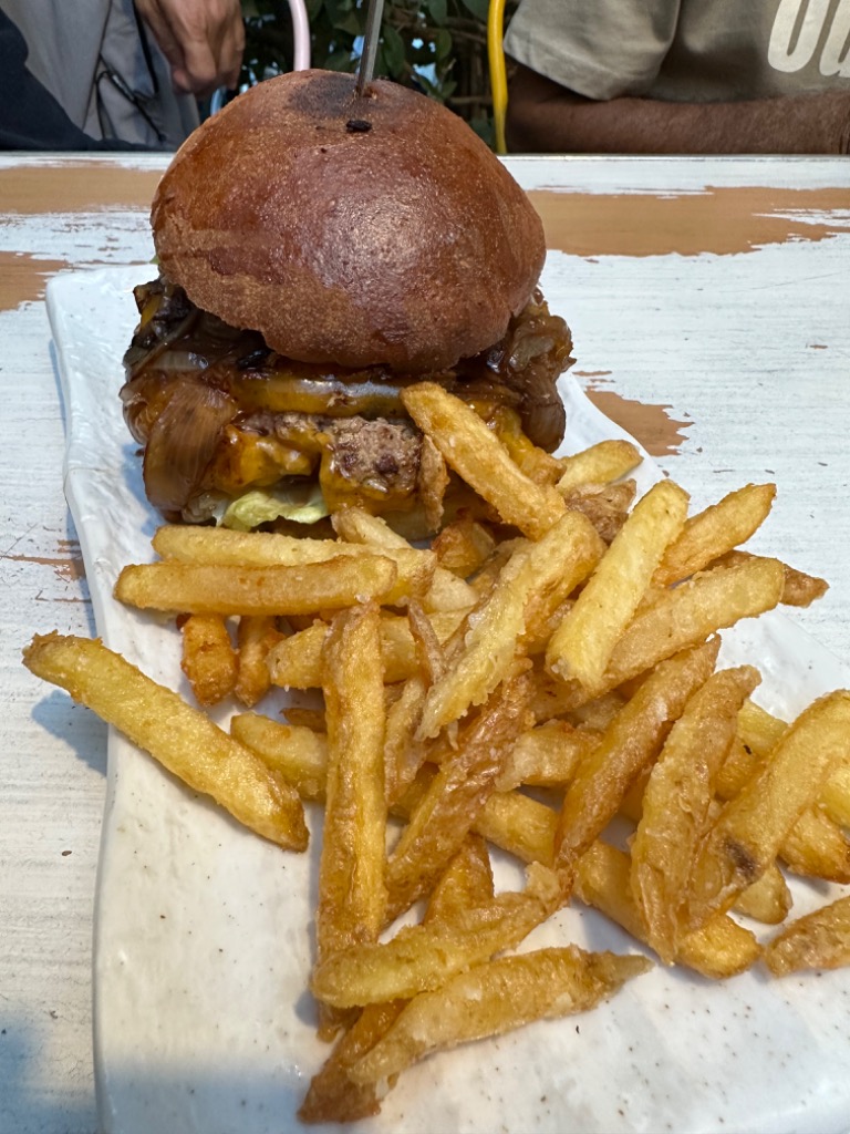 Carta de Restaurantes en Blanes, Can Pelao, Hamburguesa clasica