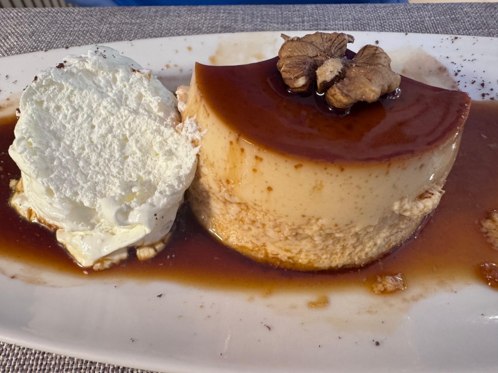 Menu of Restaurants in Cabrera de Mar, red red win restaurante, Flan casero con nata