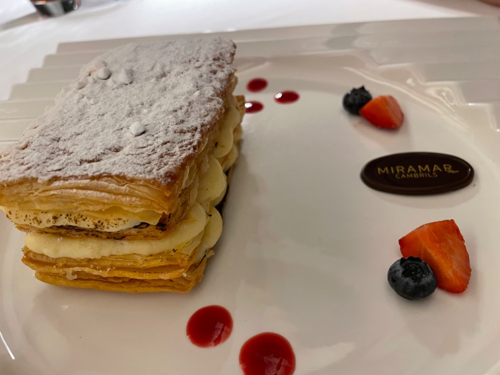 Carta de Restaurantes en Cambrils, Restaurant Miramar | Cambrils, Milhojas de crema tostada