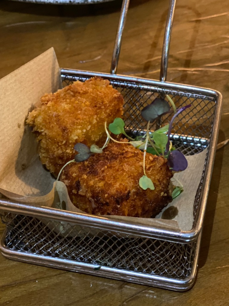 Carta de Restaurantes en Campell, Restaurante Brel, Croqueta de queso reggiano